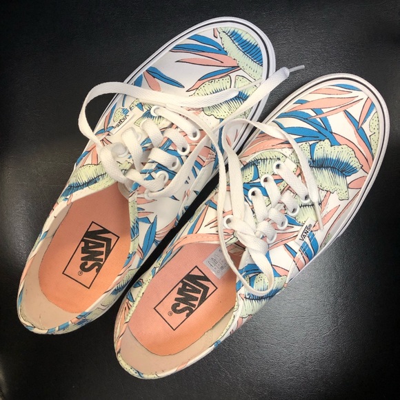 vans tropical leaves